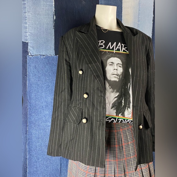 Vintage 90’s Prima Donna Pinstripe Blazer w/button Detail Sz S - Picture 3 of 9